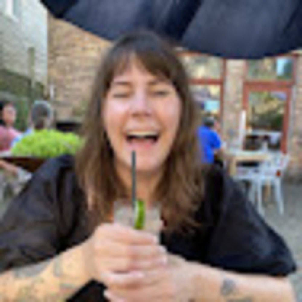 Meet your Posher, Kelly